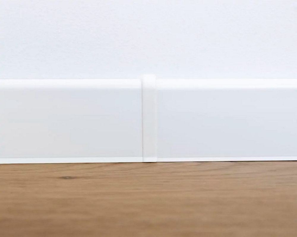 Плинтус Arbiton VIGO60 001 Белый 2,2 м