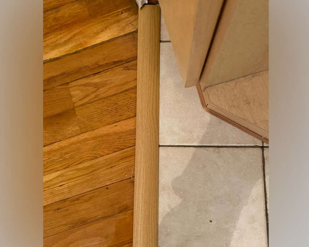 Самоклеящийся порог ЛС 35.900.4081 Сосна