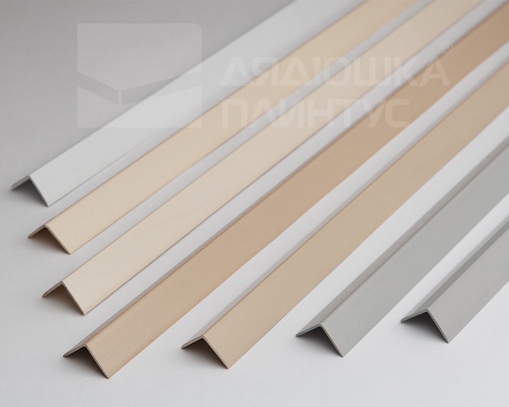 Угол ПВХ ИДЕАЛ 20*20 2,7м 253 Ясень Серый