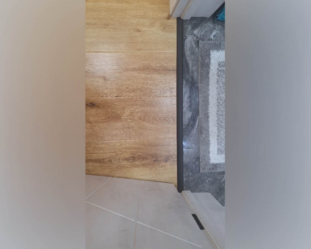 Самоклеящийся порог ЛС 35.1800.4077 Махагон