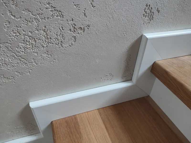 Плинтус МДФ Лука Пл 80МДФ.2700. 24116 Белый