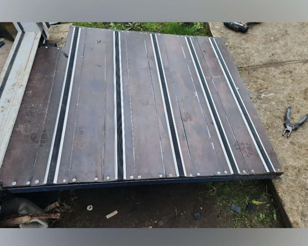 Порог одноуровневый ПС 08-1.1800.042л Шампань