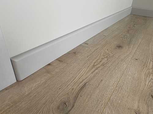 Плинтус МДФ Лука Пл 100-1МДФ.2700.Point line 24067 Скай грей