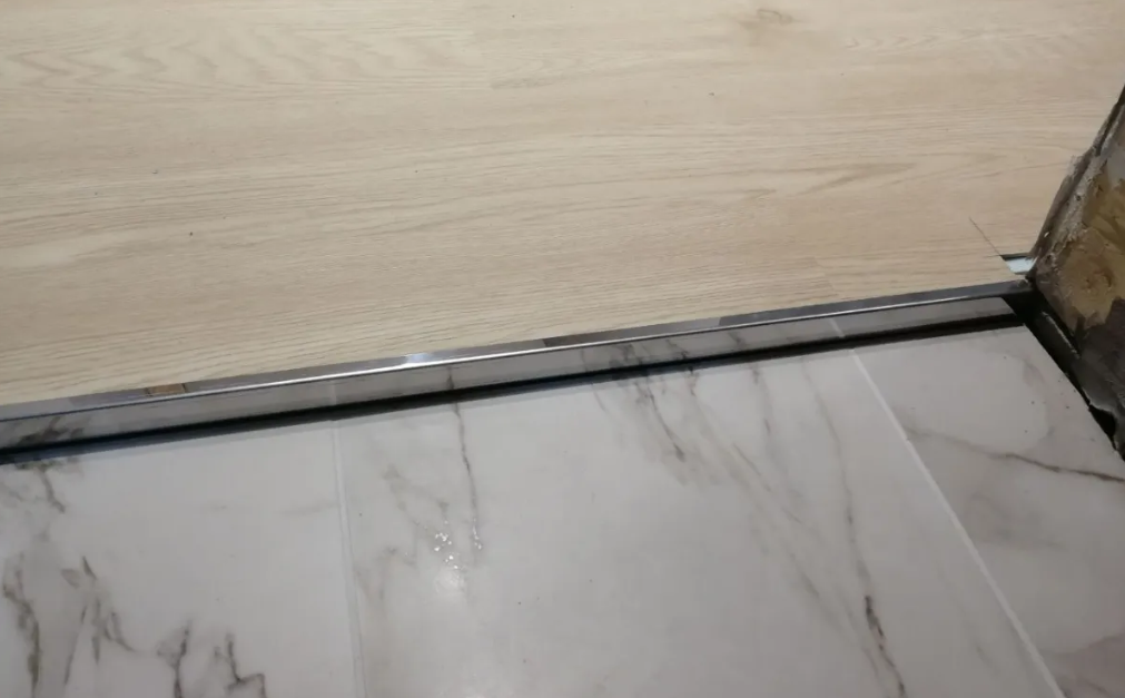 Профиль окантовочный ПУ 13.2700.042л Шампань