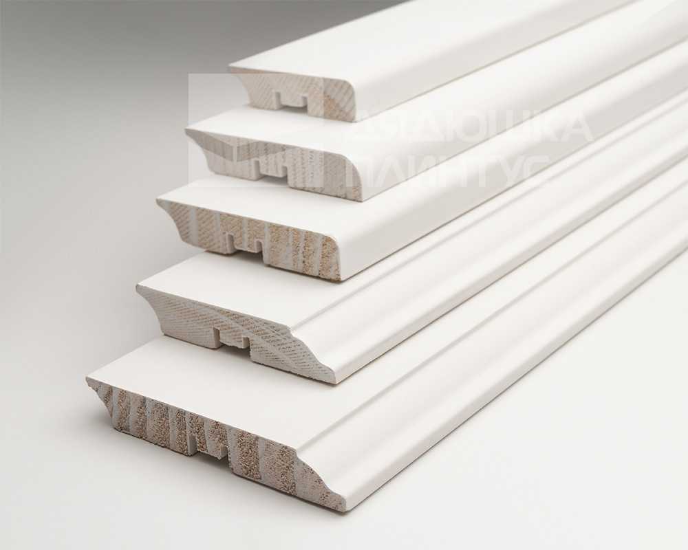 Плинтус кедр Стоунвуд. 60 60мм 2,35м Белый