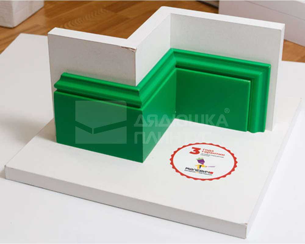 Плинтус из полистирола высокой плотности NMC Wallstyl FL2 Белый