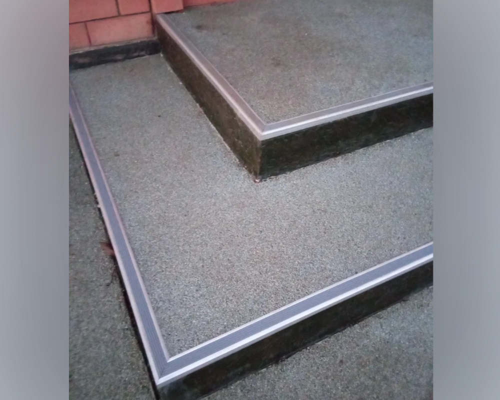 Порог одноуровневый ПС 08.2700.204л Бронза анод