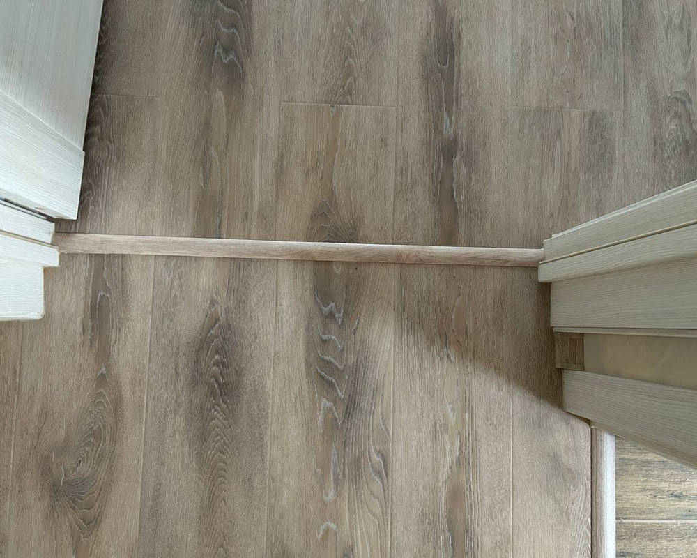 Самоклеящийся порог ЛС 35.900.4048 Дуб небраска