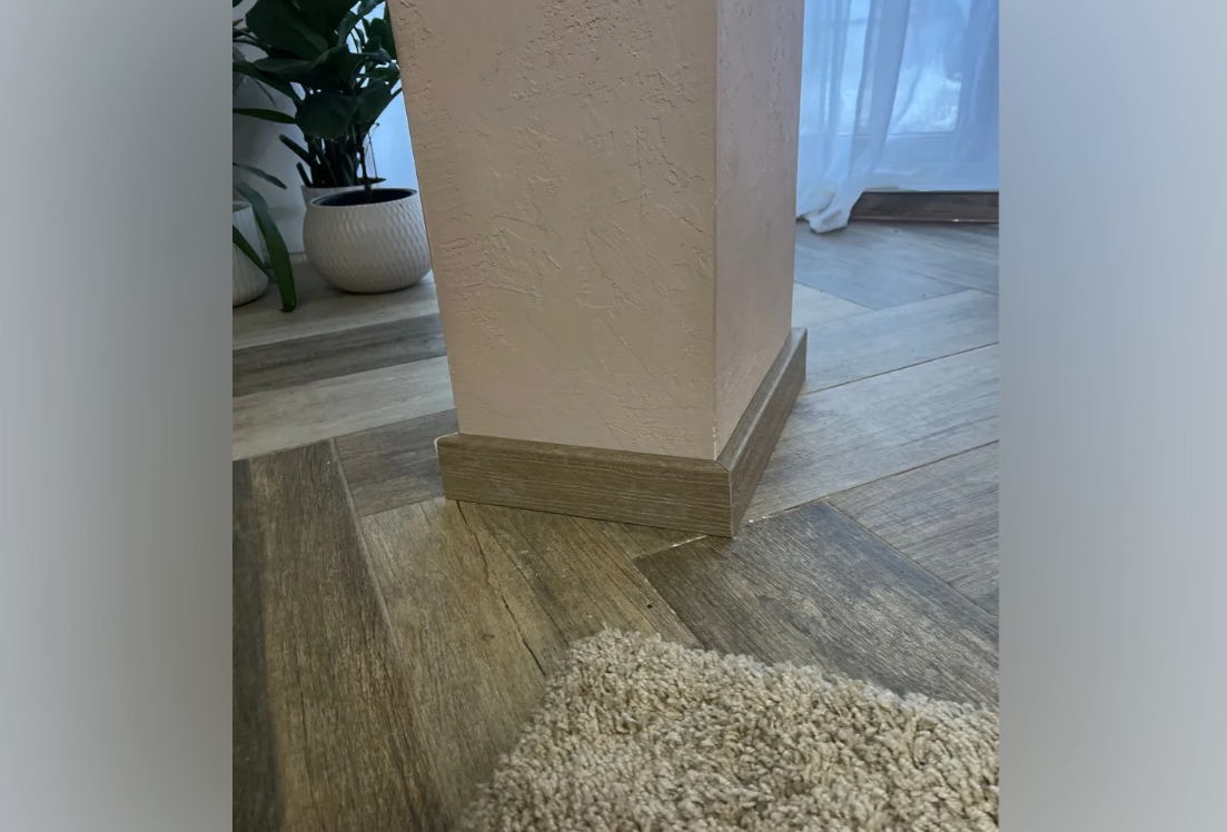 Плинтус ПВХ Рико Концепт 80мм 2,2м. 80013