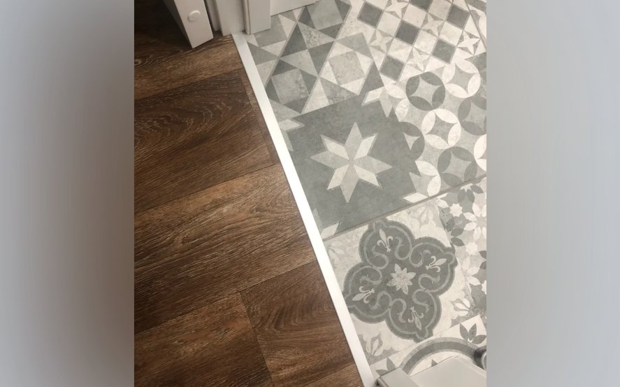 Порог одноуровневый ЛС 10.2700.216 Белый