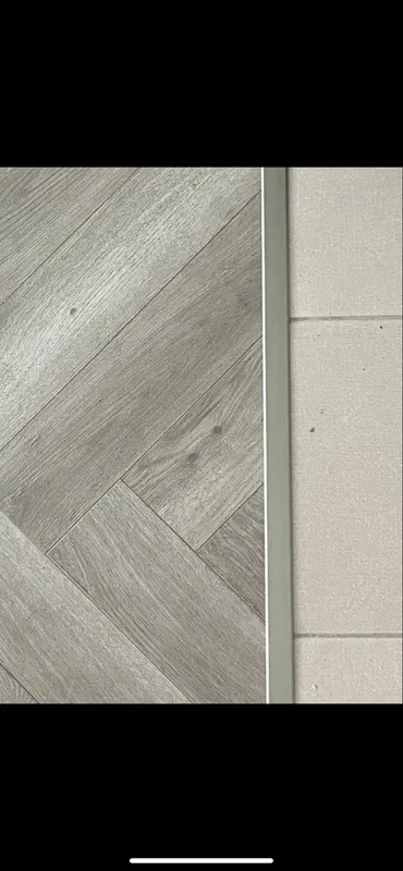 Профиль стыкоперекрывающий ЛС 10НСБ(304).2700.042 2,7 м Шампань